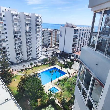 Wonderful Studio Apartment On The Beachfront Benalmadena Luaran gambar