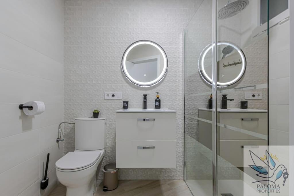Wonderful Studio Apartment On The Beachfront Benalmadena Luaran gambar
