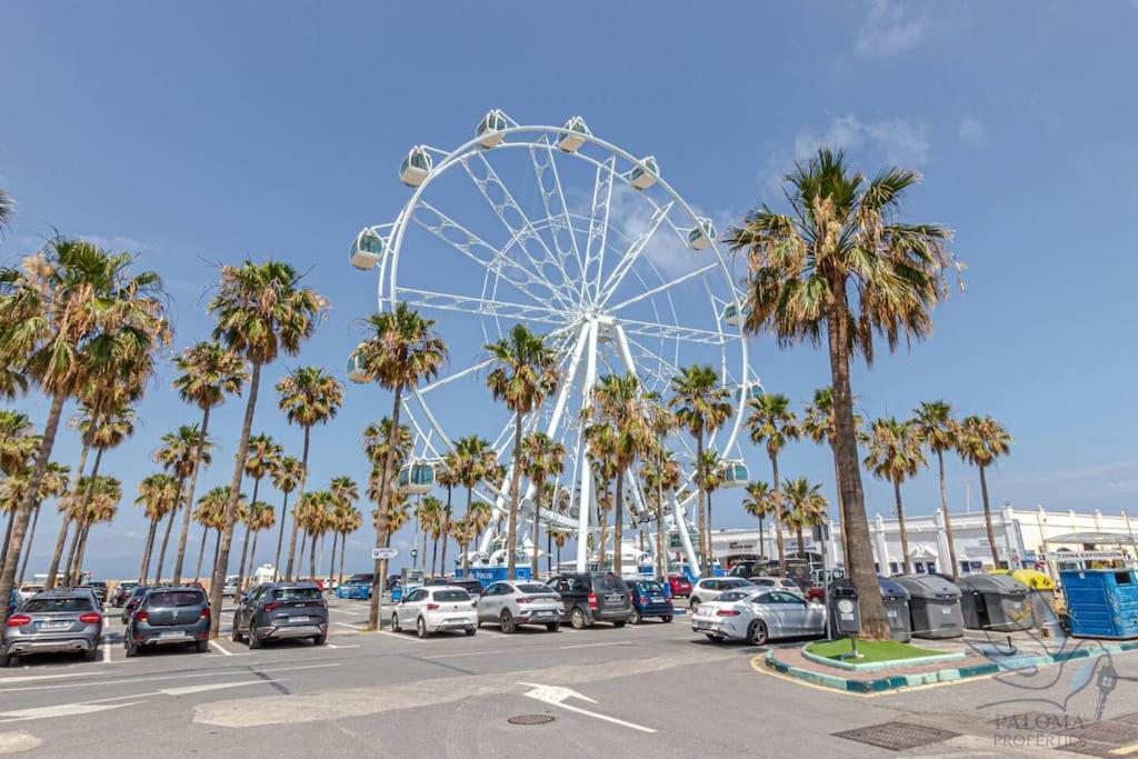Wonderful Studio Apartment On The Beachfront Benalmadena Luaran gambar