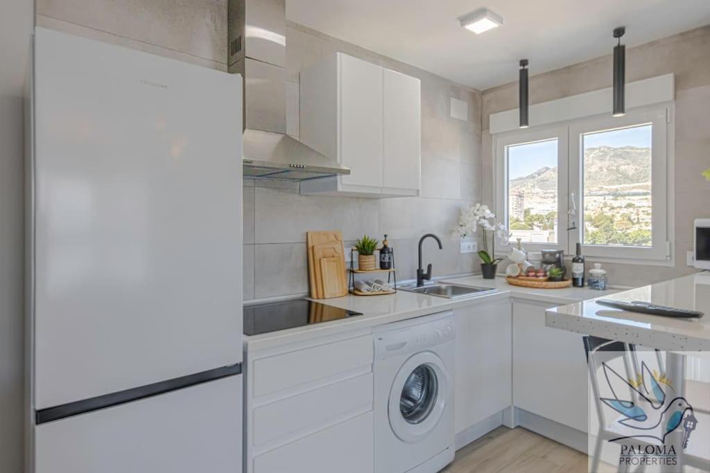 Wonderful Studio Apartment On The Beachfront Benalmadena Luaran gambar