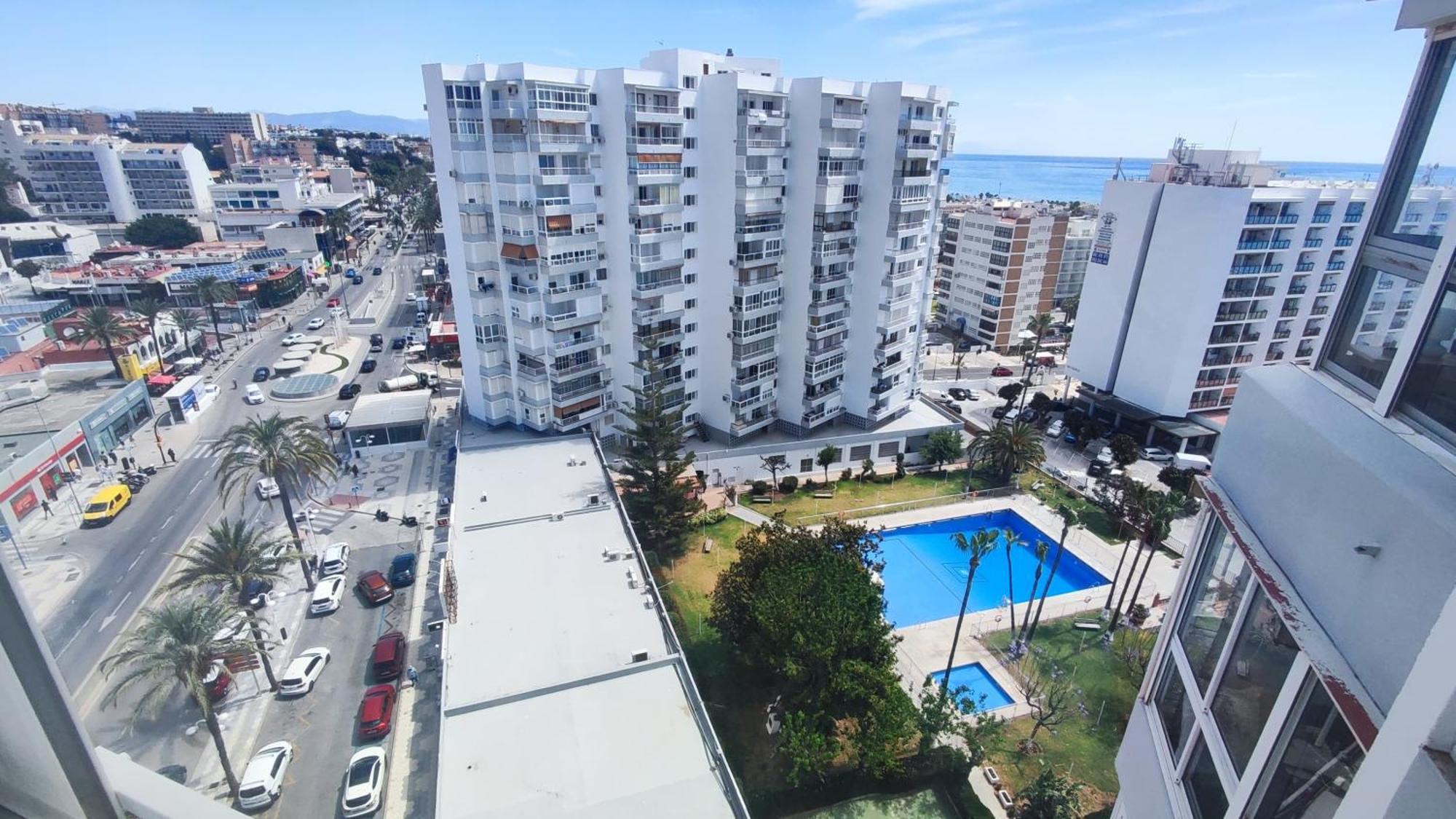 Wonderful Studio Apartment On The Beachfront Benalmadena Luaran gambar